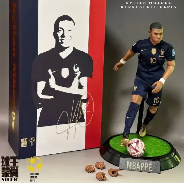 MK体育官网姆巴佩皇家马德里2026赛季银河战舰领航者1:6限量版手办雕像